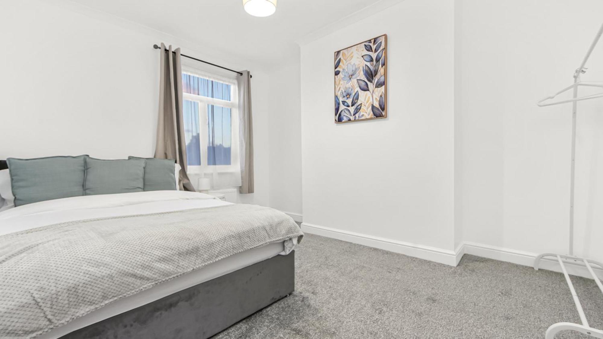 Excellent 2-bed Flat Near Appartamento *