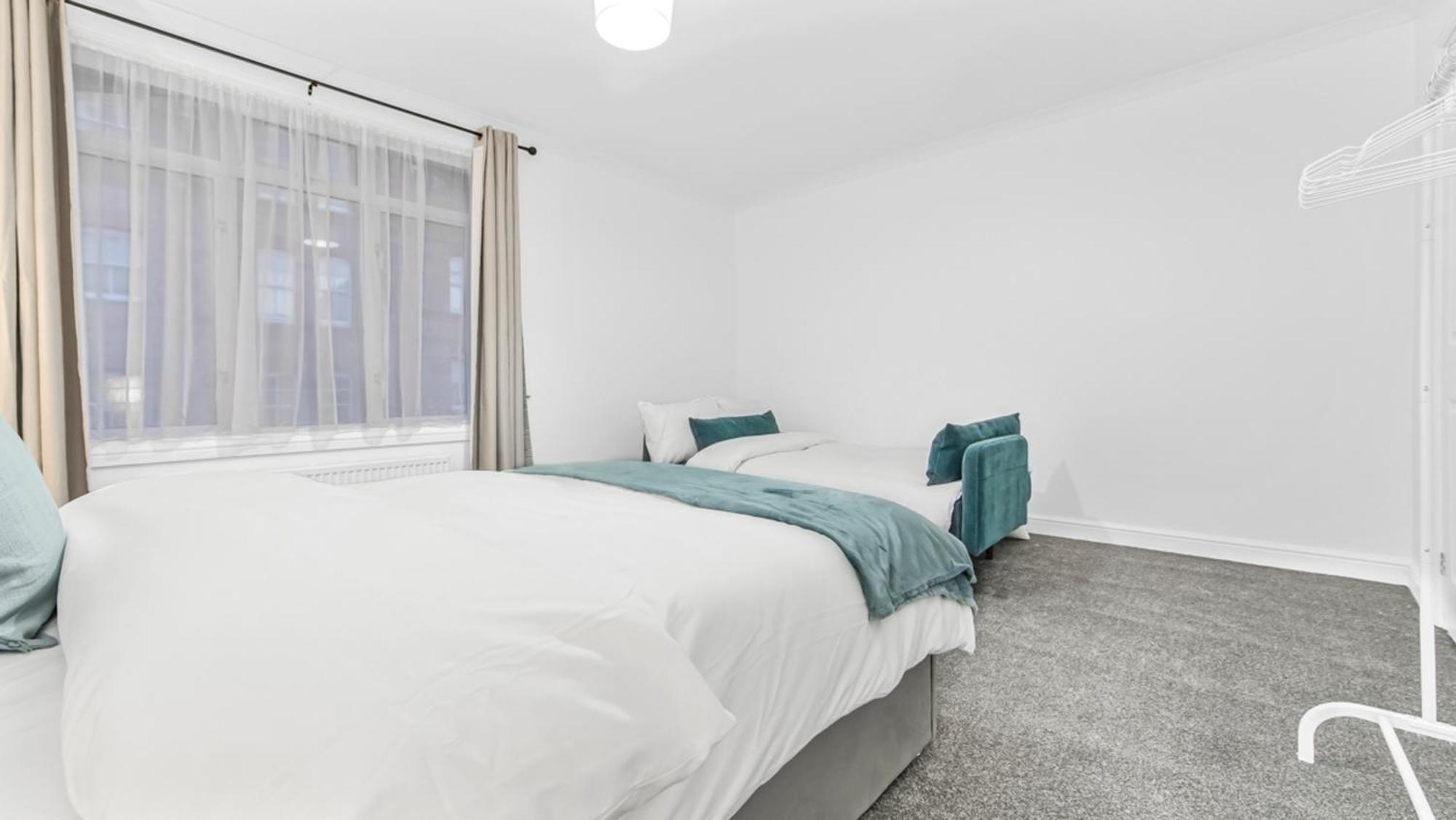 Excellent 2-bed Flat Near Londra